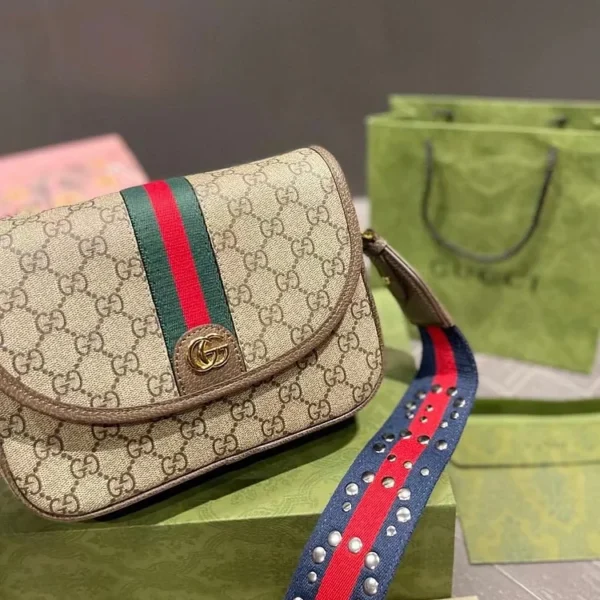 GC442 Ophidia mini GG shoulder bag / 9″W x 6.7″H x 2.7″D