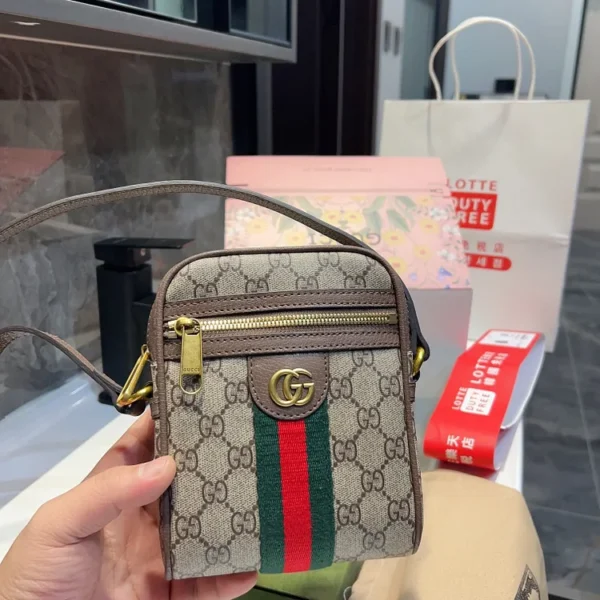 GC455 Ophidia GG mini bag / 4.7″W x 6.3″H x 2.75″D